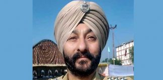 oppositions-demanding-fresh-probe-for-pulwama-attack-after-dsp-davinder-singh-hizbul-mujahideen-terrorists-IndiNews